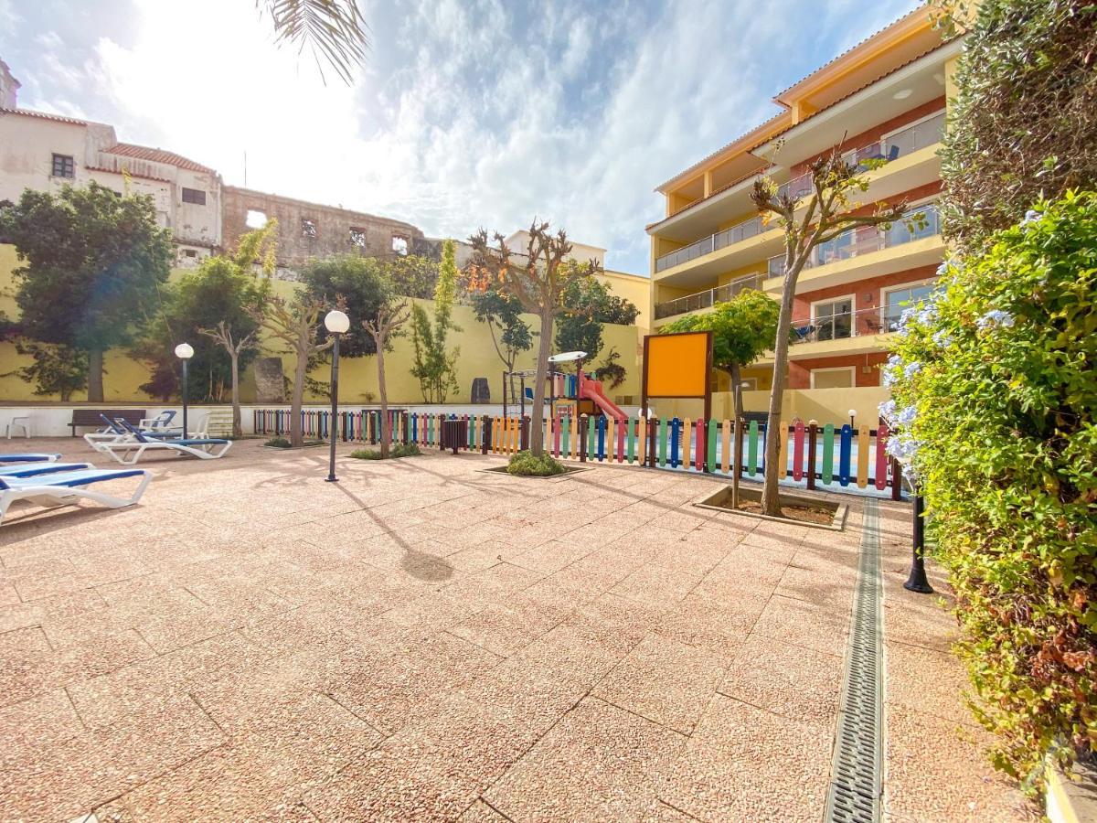 Casa Bruna - No Centro Da De Com Piscina, Ar Condicionado E Estacionamento * Lagos