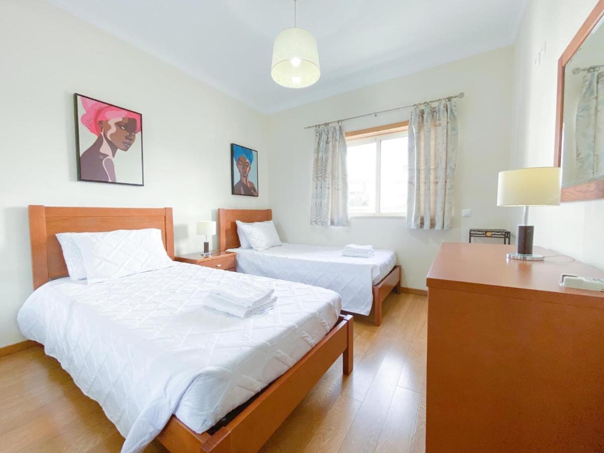 Casa Bruna - No Centro Da De Com Piscina, Ar Condicionado E Estacionamento Apartment